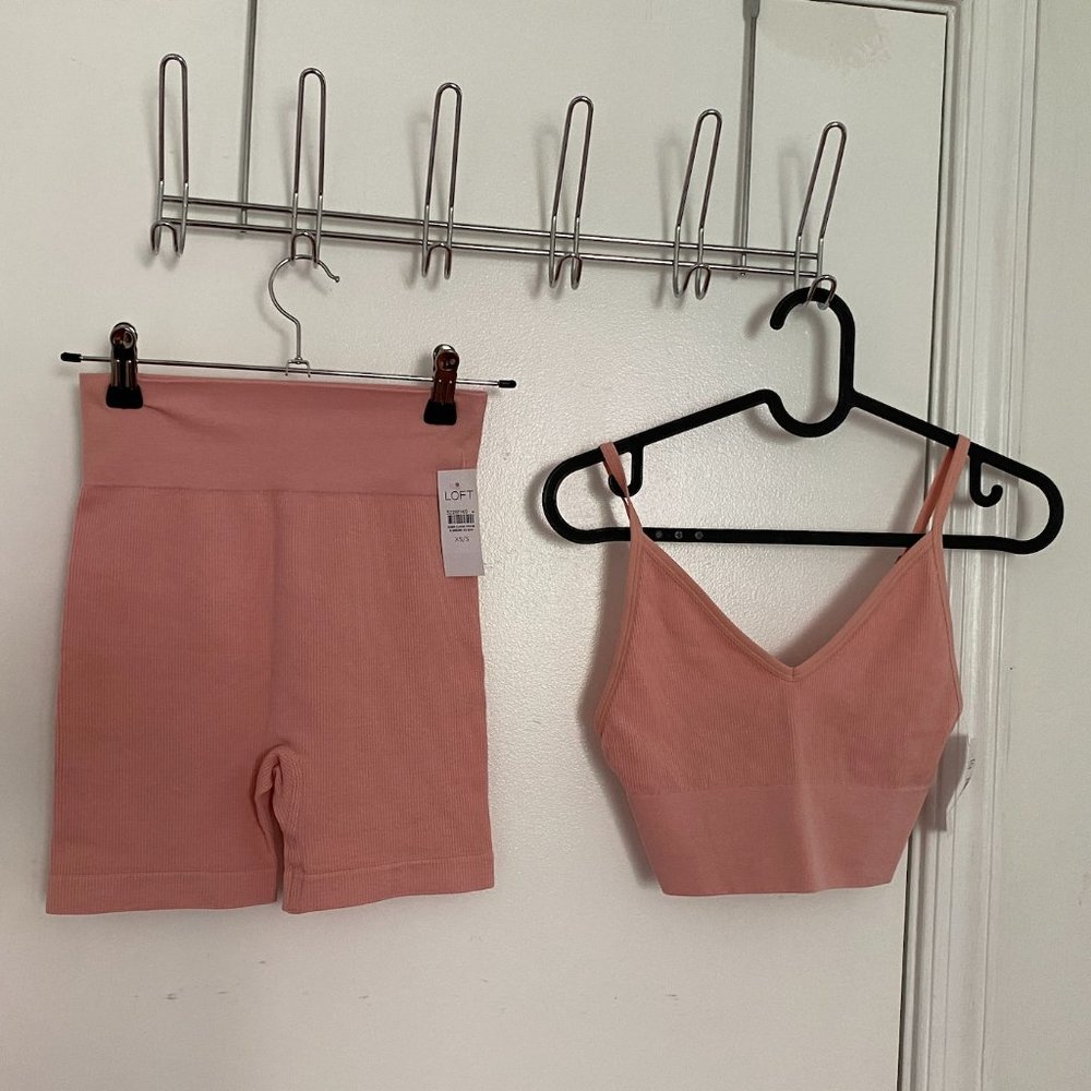 LOFT Daydream seamless v-neck bralette + high waist boyshorts set in pink